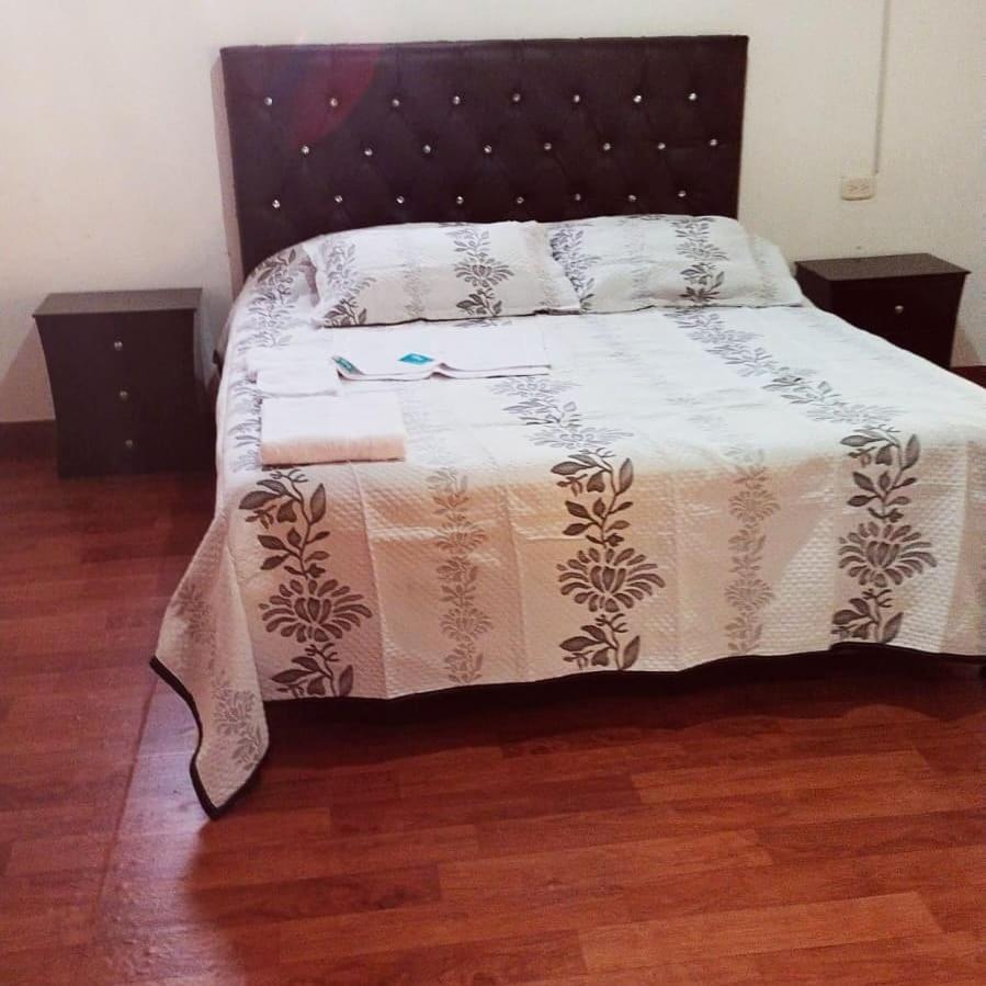 Hostal Spa Casa De Piedra Con Jacuzzi Санта-Роса-де-Кабаль Экстерьер фото