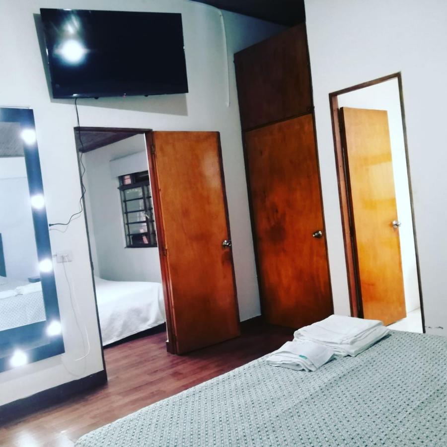 Hostal Spa Casa De Piedra Con Jacuzzi Санта-Роса-де-Кабаль Экстерьер фото